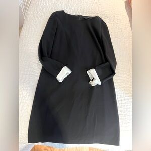 Black Theory Shift Dress w/ white sleeve detail